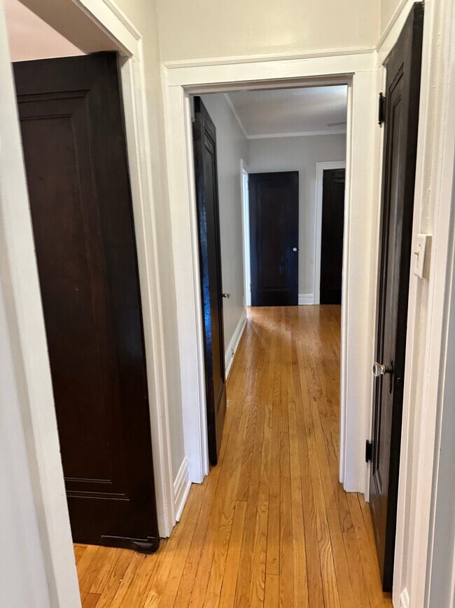 Foto del edificio - 723 Dobson St