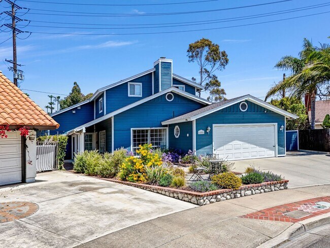Foto del edificio - 14501 Wesfall Rd., Tustin CA 92780 5 BR, 3...