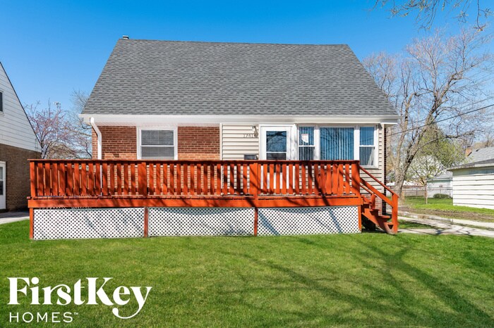Foto principal - 17416 Roy St