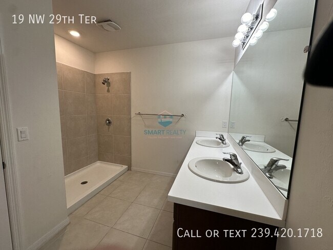 Foto del edificio - 19 NW 29th Terrace