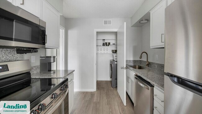 Foto del edificio - 231 New Shackle Island Rd