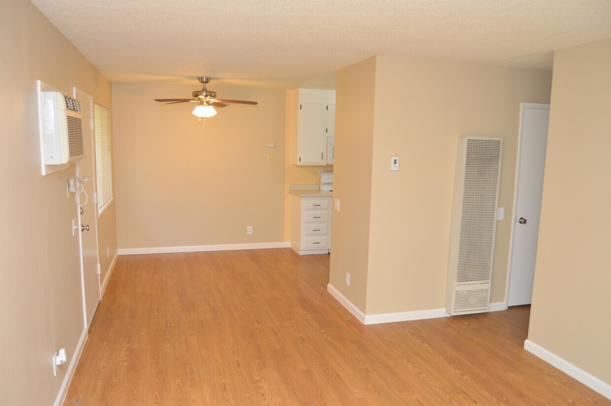 1154 Magnolia Ave Unit 3, Chico, CA 95926 Room for Rent in Chico, CA