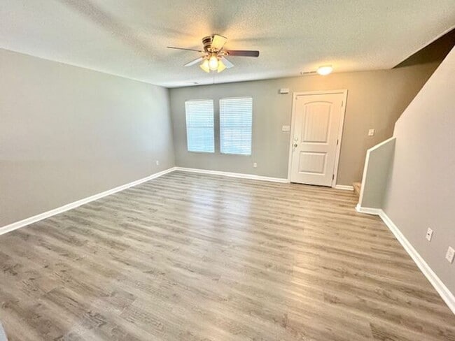 Photo - Now Leasing in Cordova, 3-Bedroom 2.5 Bath... House