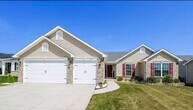 Foto principal - 443 Charlestowne Place Dr