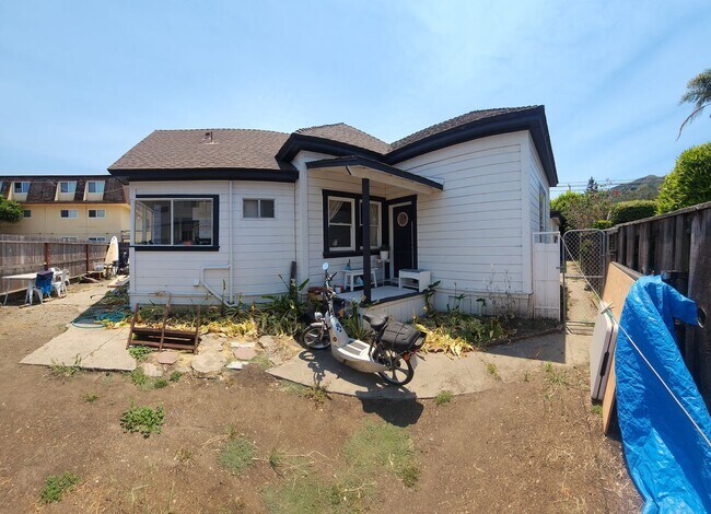 Foto del edificio - 556-556 Foothill Blvd