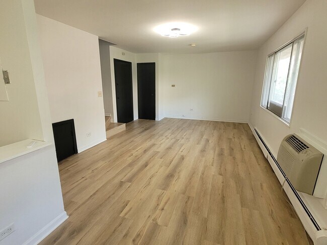 Foto del edificio - 2402 Algonquin Rd