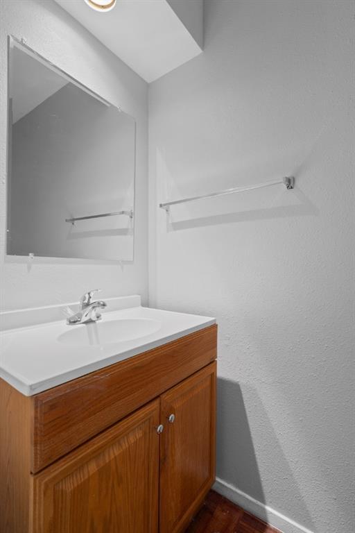 Foto del edificio - 5800 Belmoor Dr
