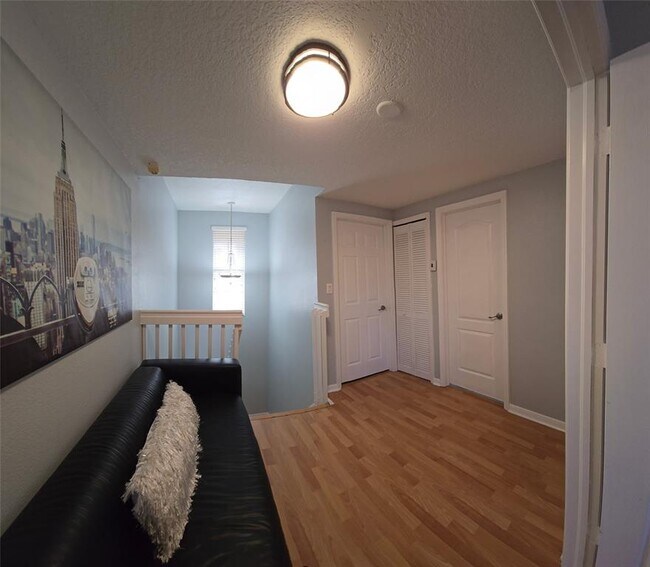 Foto del edificio - 953 NW 135th Ave
