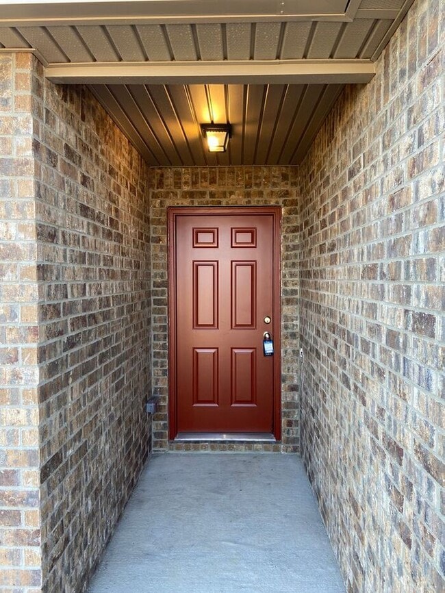 Building Photo - 3825 Keeneland