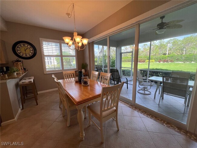 Foto del edificio - 6864 Ascot Dr