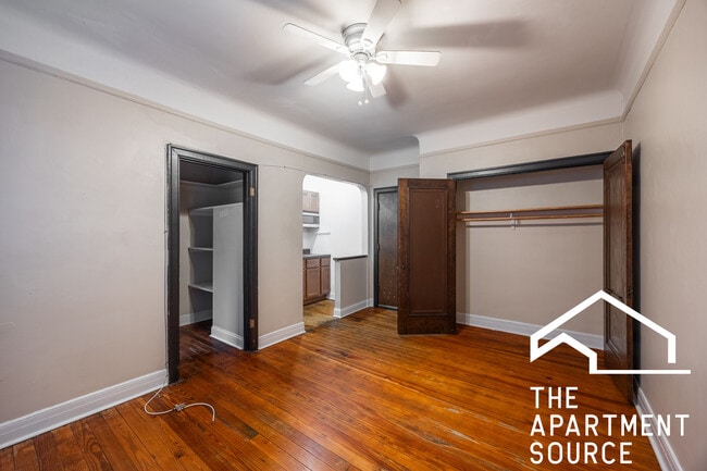 Foto del edificio - 968 W Cuyler Ave