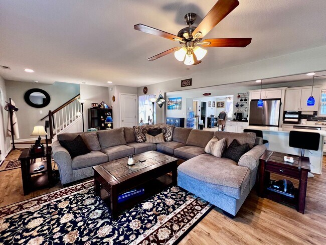 Foto del edificio - Stunning Corner-Lot Home with Space, Style & Modern Comfort