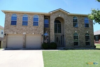 Building Photo - 413 Cattail Cir