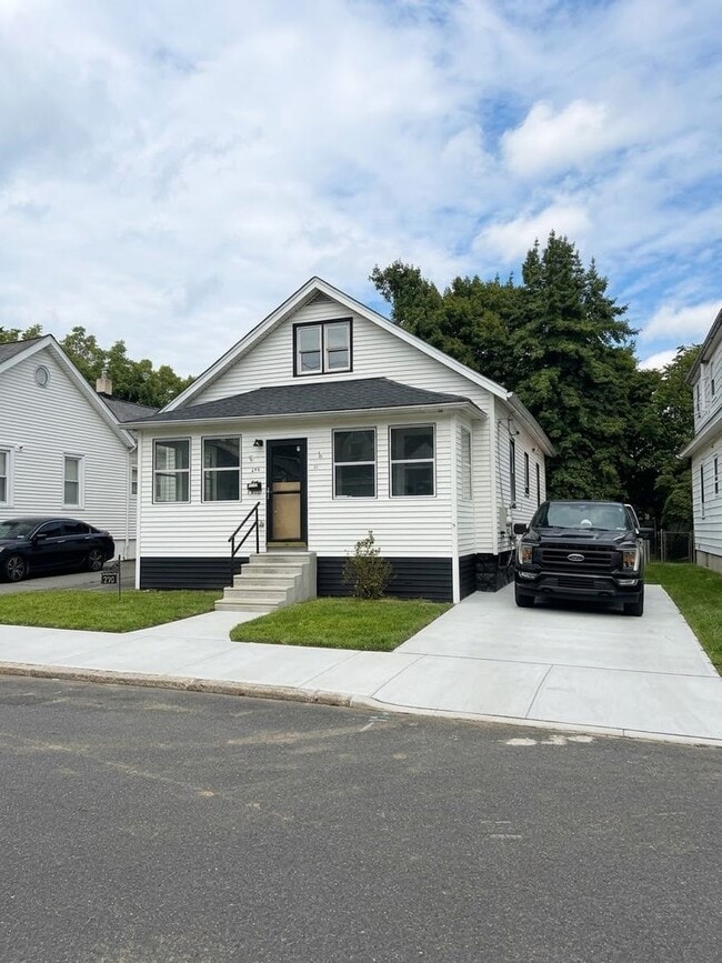 Building Photo - 270 Homecrest Ave
