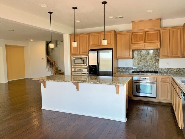 Building Photo - Beautiful Single Family Home