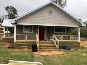 Building Photo - 180 Ritchey Rd