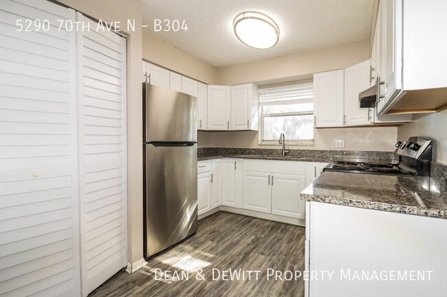 Foto del edificio - 2 Bed/1 Bath - Unit B304