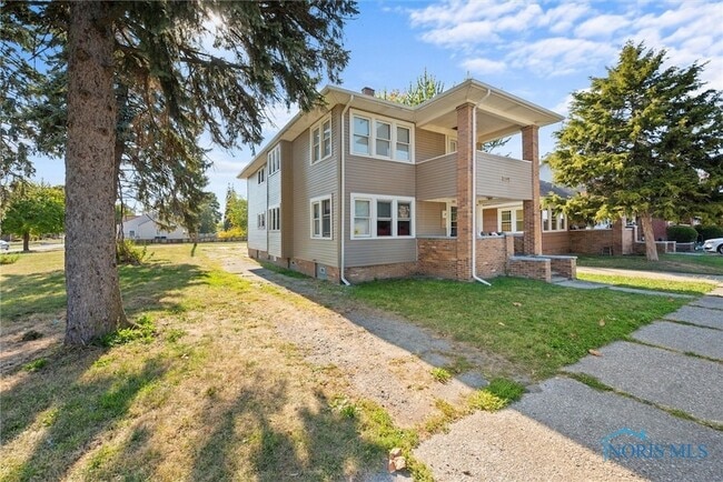 Building Photo - 316 Morrison Dr