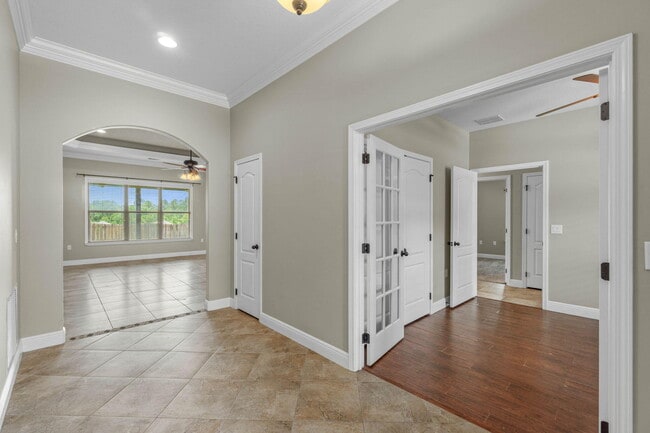Building Photo - 4595 Hermosa Rd