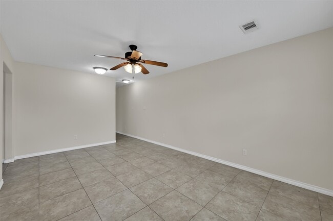 Foto del edificio - 163 S Bend Ct