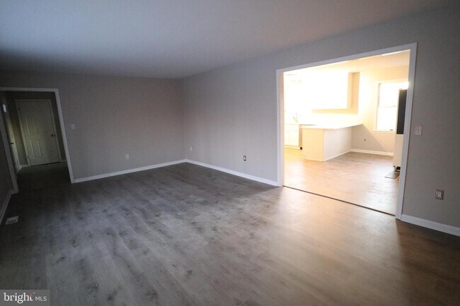 Building Photo - 24653 Peach Orchard Ln