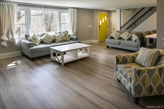 Building Photo - 1 Hennessey Ln