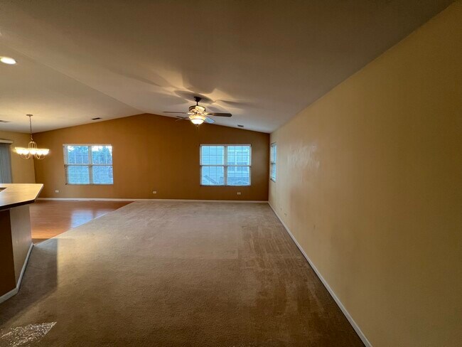 Foto del edificio - 1412 Westhampton Dr