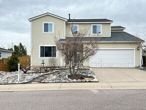 Building Photo - 7402 Eagle Rock Dr