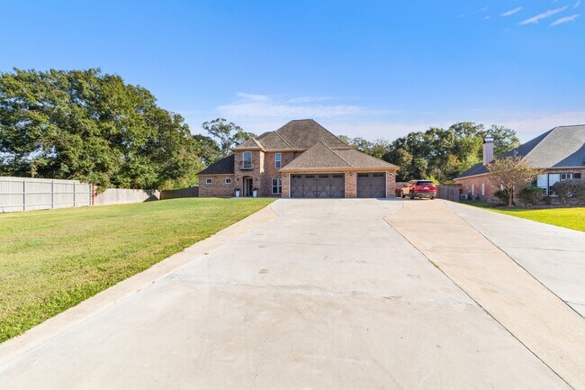 Foto del edificio - 213 E Peck Blvd