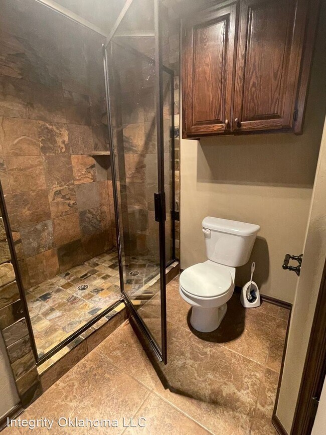 Foto del edificio - 3 br, 2 bath House - 4004 Windgate West Rd.