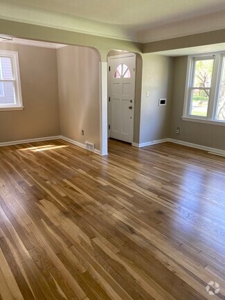 Building Photo - 20185 Bonnie Bank Blvd
