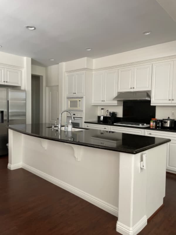 Foto del edificio - 7847 Hazelnut Dr
