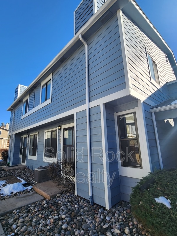 Building Photo - 2778 Hearthwood Ln