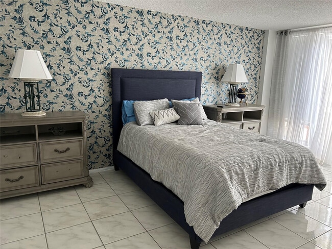 Foto del edificio - 4020 Galt Ocean Dr