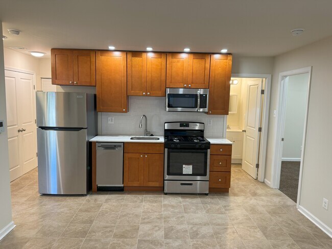 Cocina - 3406 Race St