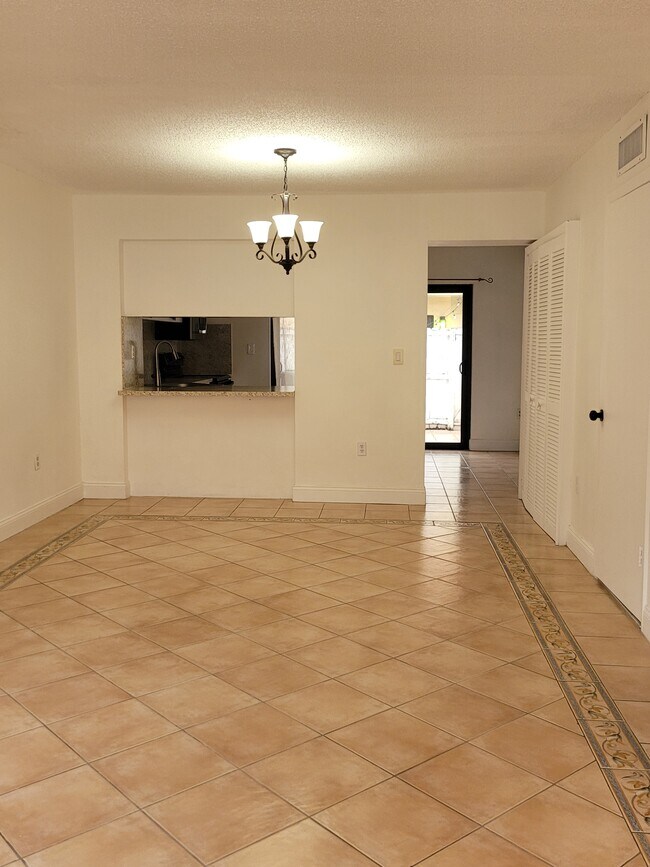 Foto del edificio - 7811 SW 102nd Ln