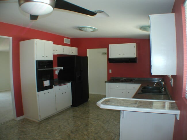 Foto del edificio - 72461 Sunnyvale Dr