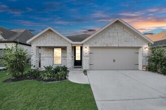 Building Photo - 30327 Tall Fescue Dr