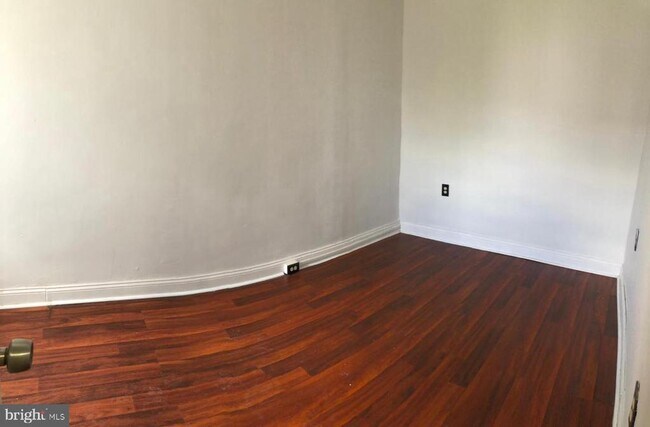 Foto del edificio - 2910 D St