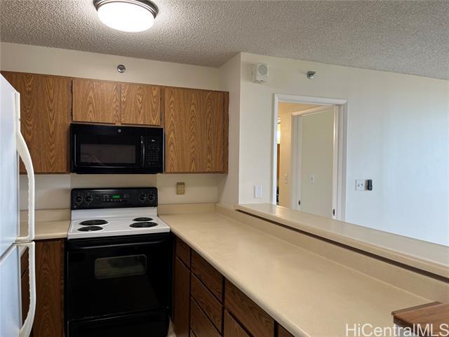 Building Photo - 98-402-402 Koauka Loop