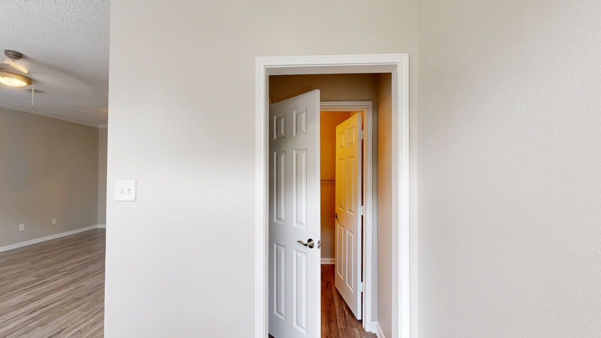 Photo - Arbors River Oaks Apartments