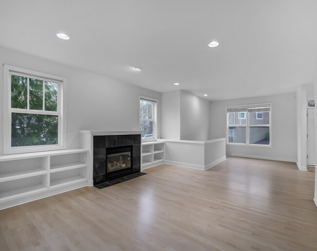Foto del edificio - Gorgeous 4 Bed, 2.5 Bath House!