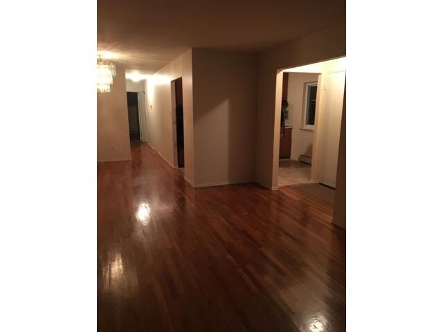 Foto del edificio - 1807 E 91st St