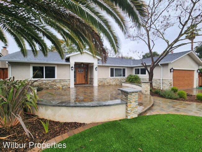 Building Photo - 5 br, 3 bath House - 1271 Petersen Court
