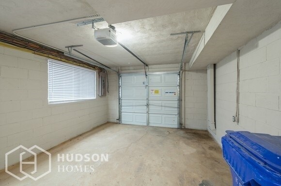 Building Photo - 11800 Eden Rd