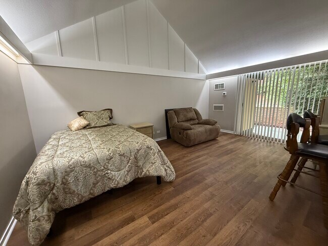 Foto del edificio - 130 Fairway Ave