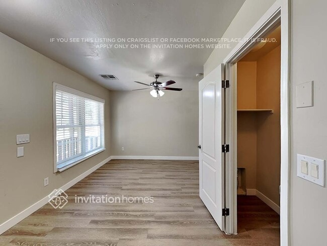Building Photo - 5614 S 21st Pl