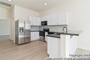Foto del edificio - 324 Ridgerock Dr