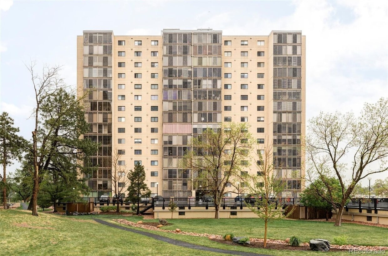 Great Candlewyck condo with and amazing view and lifestyle that can't be beat - Great Candlewyck condo with and amazing view and lifestyle that can't be beat