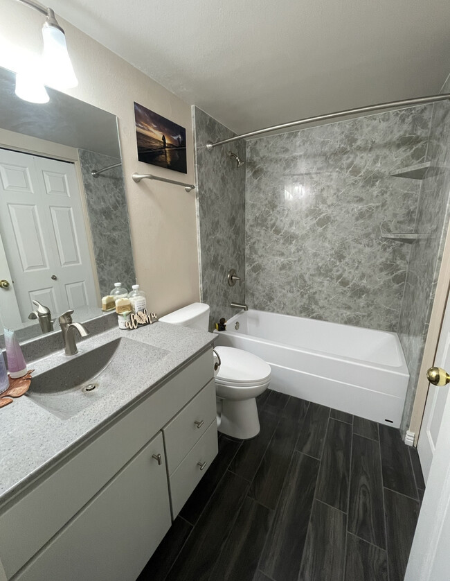 Building Photo - 150 S 800 E